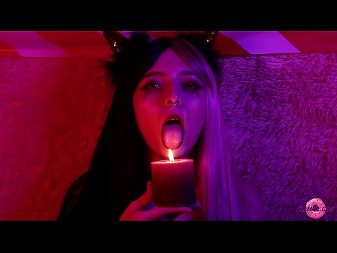 ❤️ Strastveno pušenje od seksi sukubusa s ispunjenim ustima ❤ Jebeni video kod nas ❤